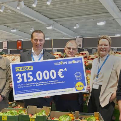 Lidl steunt de Belgische Voedselbanken met schenking van 315.000 euro